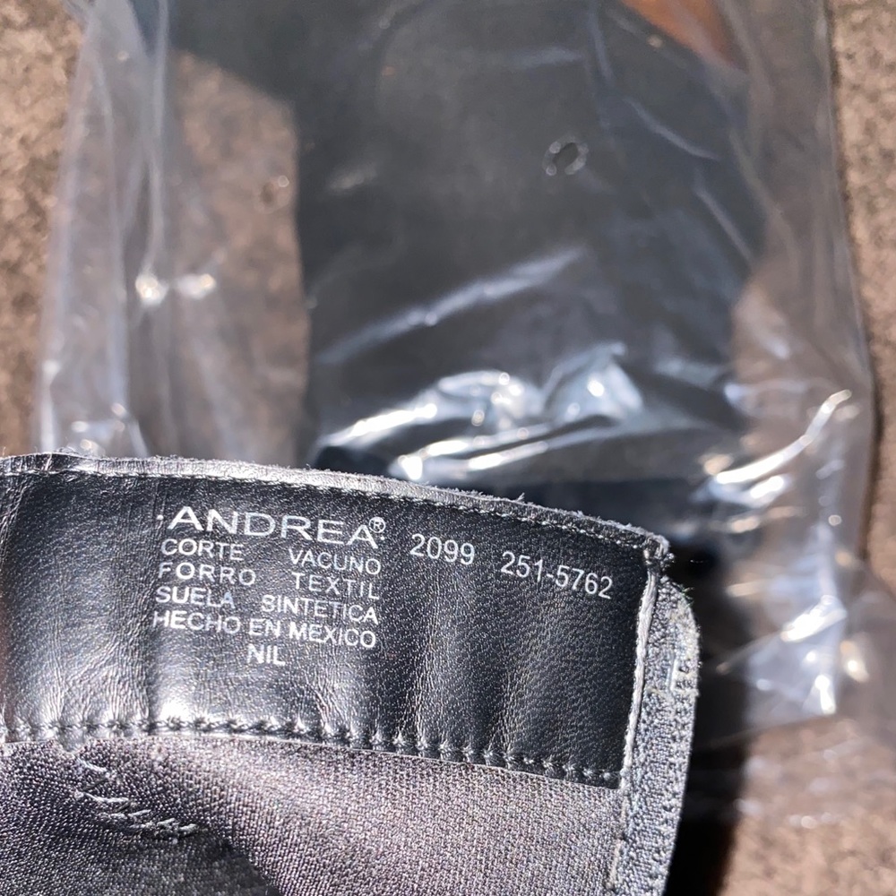 ANDREA boots - Picture 7 of 10